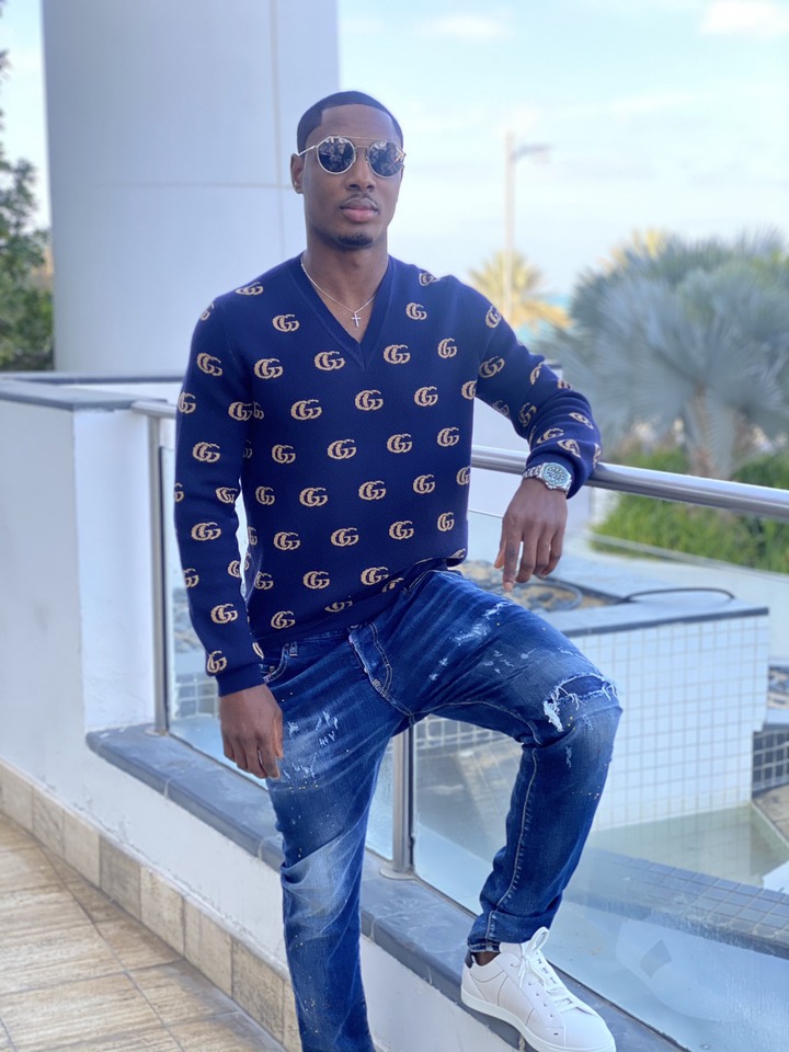  Odion Ighalo touches down in Saudi Arabia to seal his move to Al-Shabab from Shanghai Shenhua after loan spell at Manchester United?(photos)