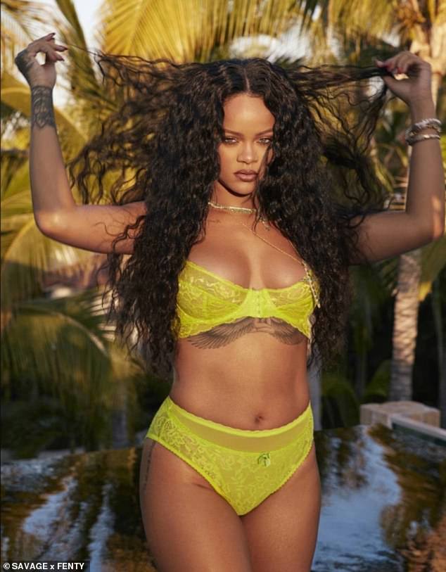 Rihanna Oozes Sex Appeal As She Flaunts Her Enviable Curves In Sexy