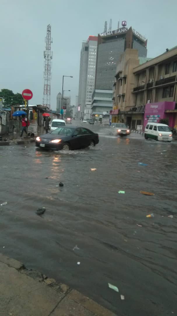 Flash flood takes over Lagos roads after heavy downpour (photos)