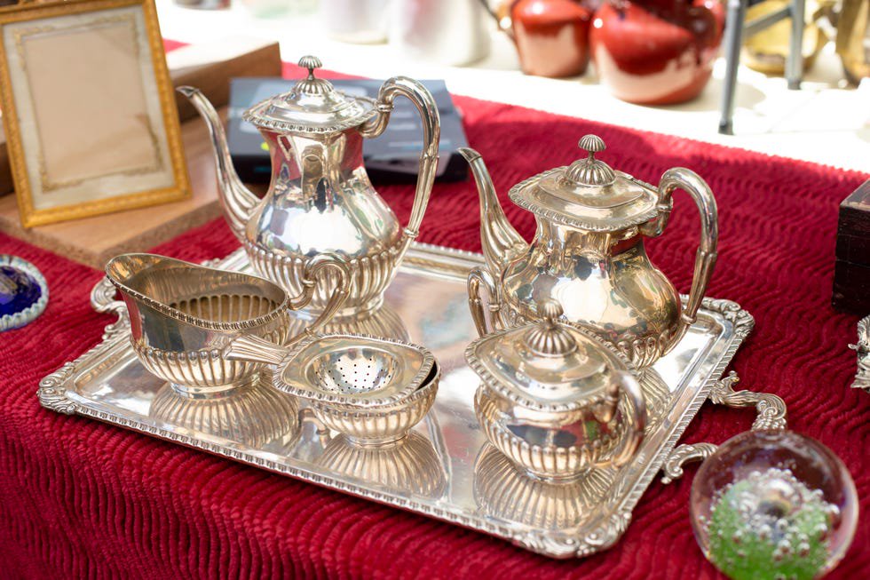 Coffee set in a market