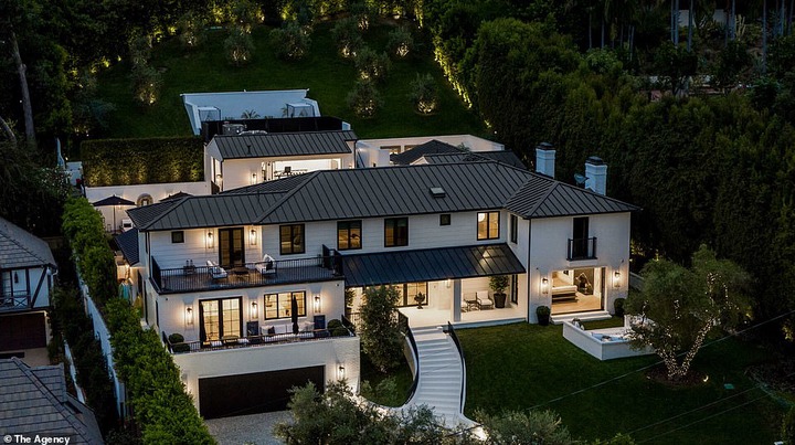 See inside the $13.8Million Mansion Rihanna just bought in Beverly Hills (photos)