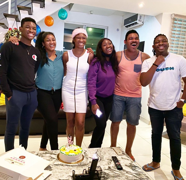 Photo: Omotola Jalada Ekeinde reunited with her family