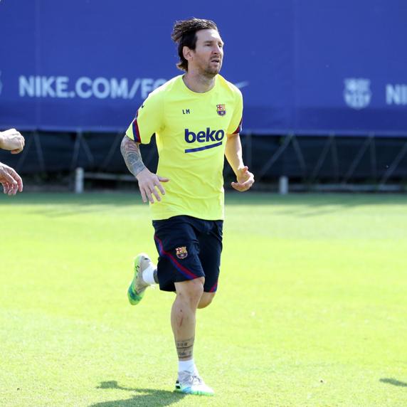 Messi training ahead of Bilbao's game