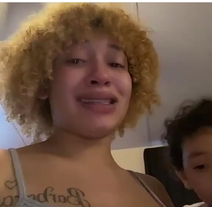 Pregnant Lady Burst Into Tears After Her Boyfriend B