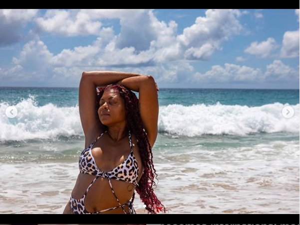 Actress, Taraji P. Henson flaunts her banging body in skimpy swimsuit (photos)