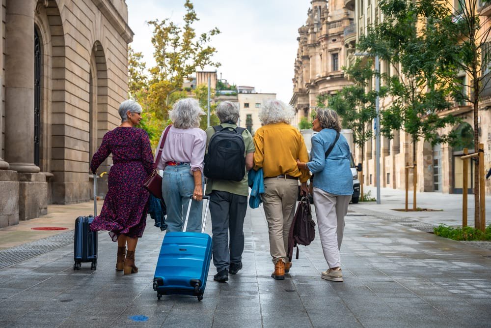 Planning to Travel in Retirement? Your Medicare Choice Matters More Than You Think