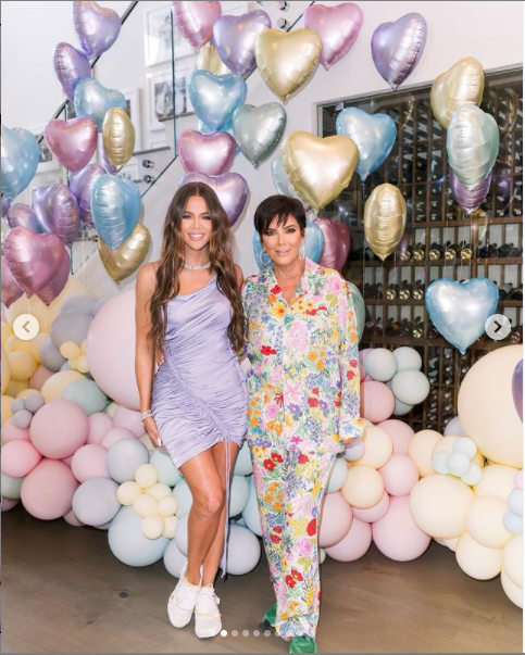 Photo : Khloé Kardashian et sa fille True Thompson lors de sa fête d' anniversaire. La fillette a eu 3 ans. - Purepeople