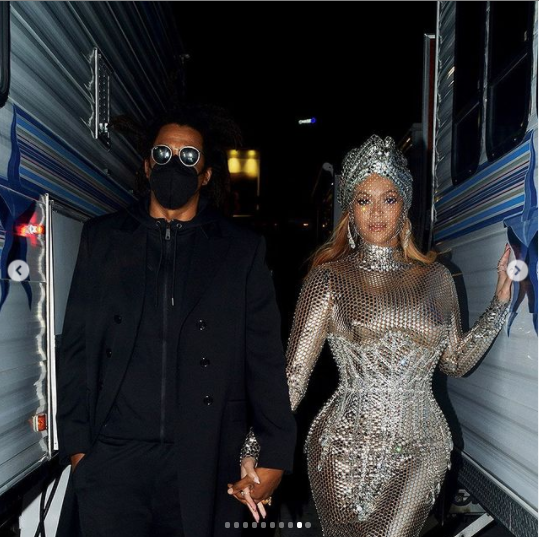 Beyonce and Jay-Z share a kiss after historic Grammys 2021 wins (photos)