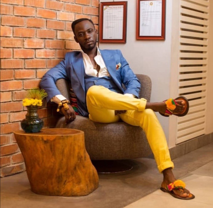 Ten (10) Classic Photos of Okyeame Kwame