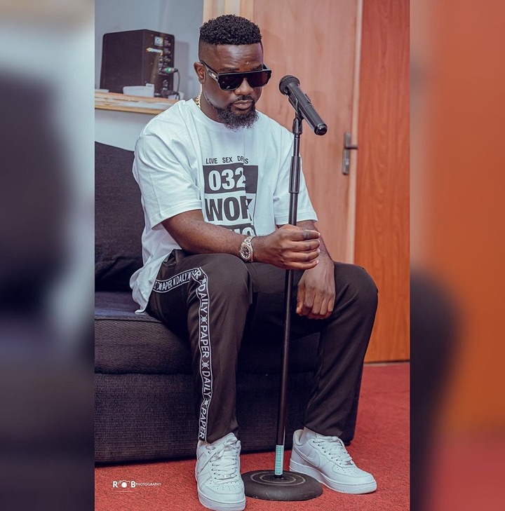 74e550db0607cd28cc23661264f2065f?quality=uhq&resize=720 10 Stunning Photos Of Sarkodie That Will Blow Your Mind