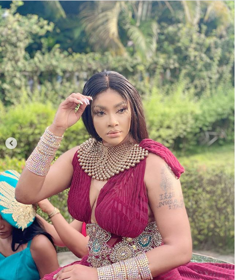 Actress, Angela Okorie marries her fiance Desmond in a romantic beach wedding (Photos)