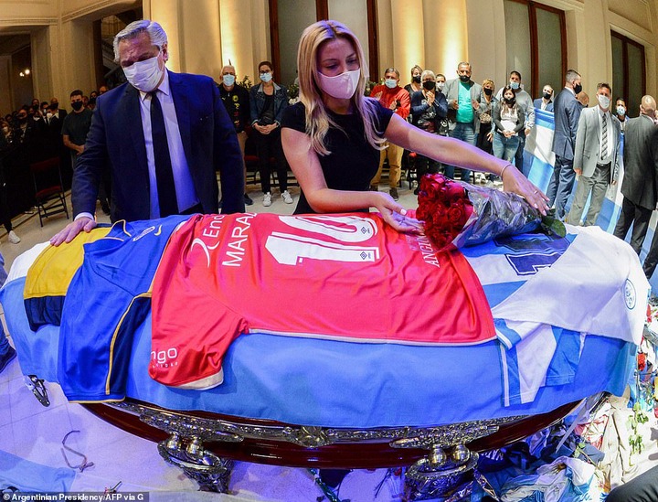 Diego Maradona buried in private ceremony in Buenos Aires (photos)*