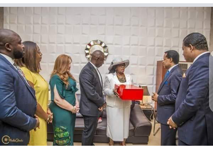 9ab7883314ec3fe939b76c3e7d622c36?quality=uhq&resize=720