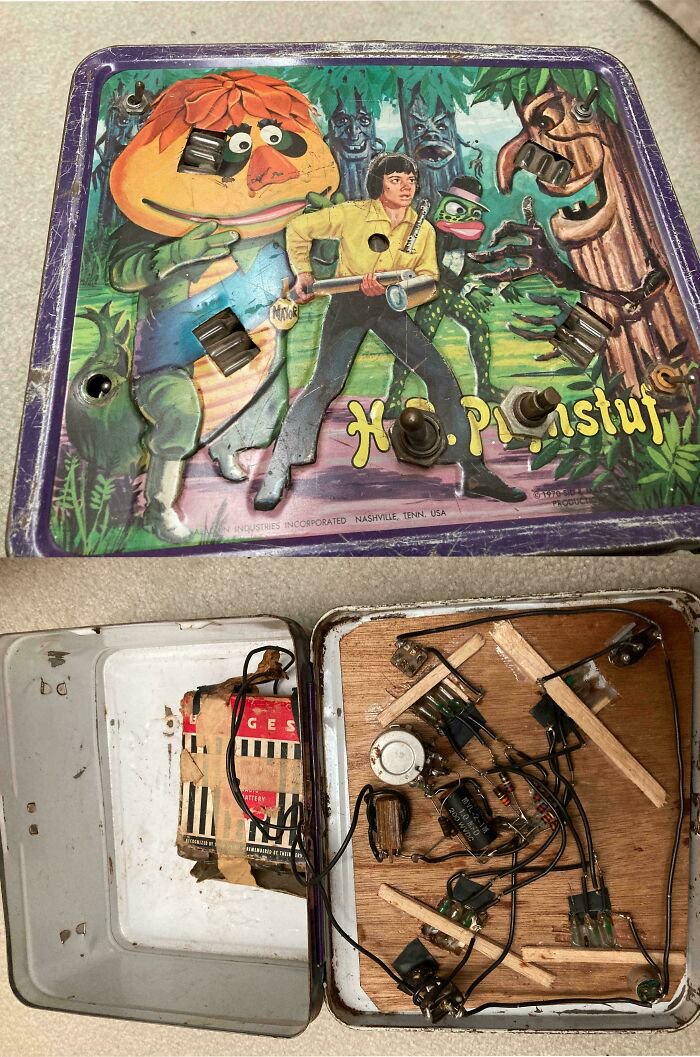 Retro gadgets featuring custom electronic wiring modified inside an H.R. Pufnstuf metal lunchbox