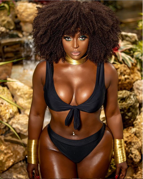 Amara La Negra flaunts her banging bikini body in sexy new photos