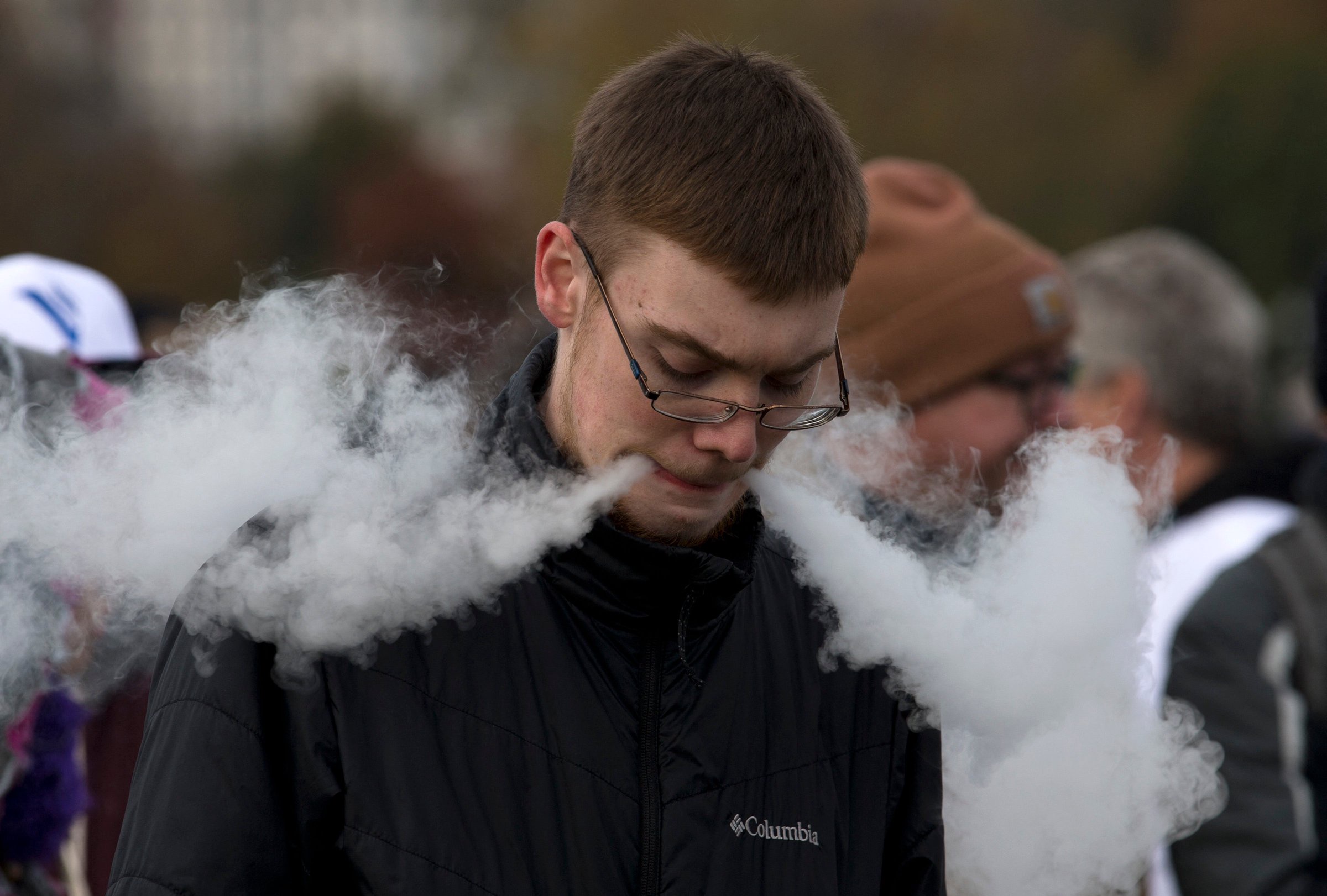 Additives found in e-cigarettes have been found trigger inflammation and cause cell death, New Jersey researchers say