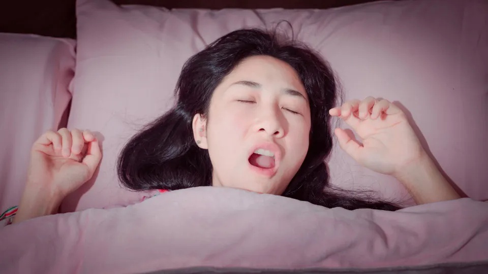 Why you wake up with dry mouth (and what to do)