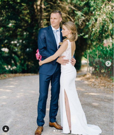 Arsenal goalkeeper, Bernd Leno marries long-term girlfriend Sophie Christin in Germany (photos)