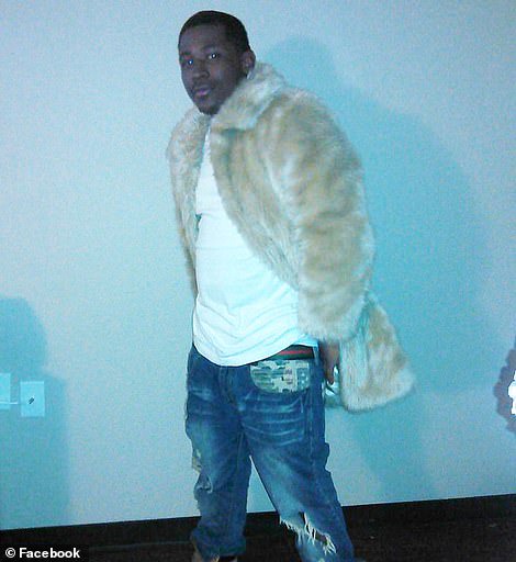   Atlanta protesters block interstate, set fire to restaurant where police killed black man  (Photos/Videos)