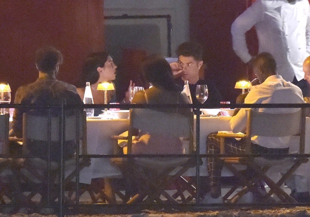 Cristiano Ronaldo and Georgina Rodriguez enjoy romantic dinner with friends in Portofino (photos)