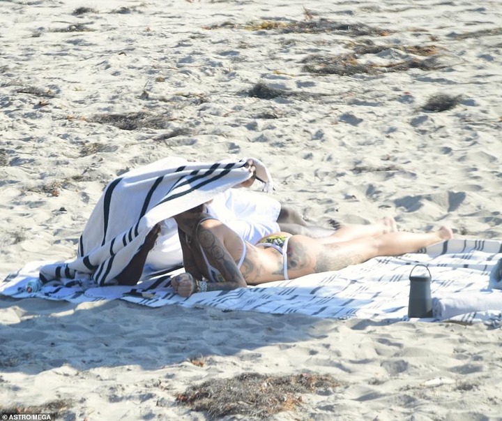 Brian Austin Green Hits the Beach With Tina Louise: Photos