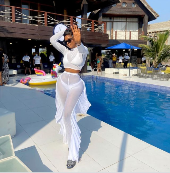 ?Lilian Afegbai flaunts her banging body in new photos