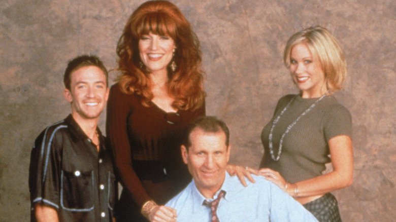 David Faustino as Bud, Katey Sagal as Peg, Ed O'Neill as Al and Christina Applegate as Kelly in a 