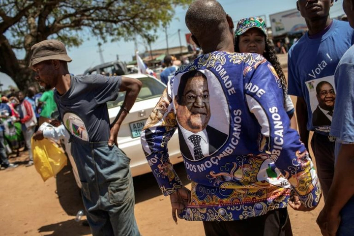 Supporters of Mozambican main opposition party RENAMO hope to win some of the country's provincial governor posts for the first time
