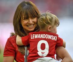 Anna Lewandowska and daughter