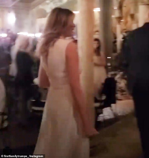 Melania Trump makes second public appearance in a week with her husband Donald Trump at Mar-a-Lago (photos)