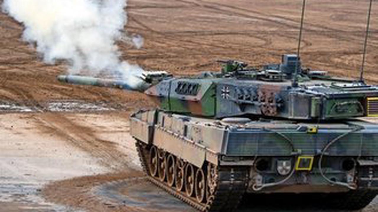 Kampfpanzer kollidiert mit Geländewagen: zwei Bundeswehrsoldaten getötet