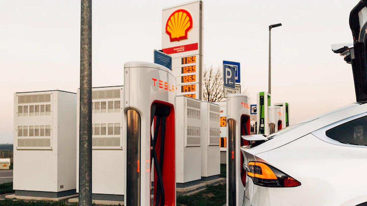 E-Autos drücken Erdöl-Nachfrage: Der Effekt ist extrem