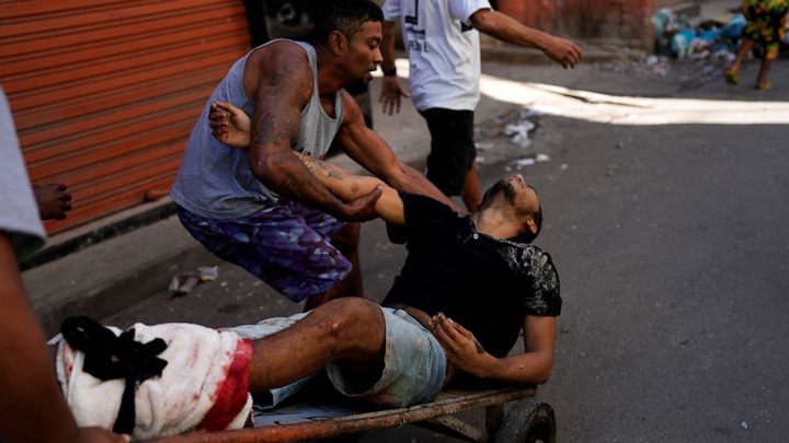 Favela massacre in Brazil leaves at least 18 dead (photos)