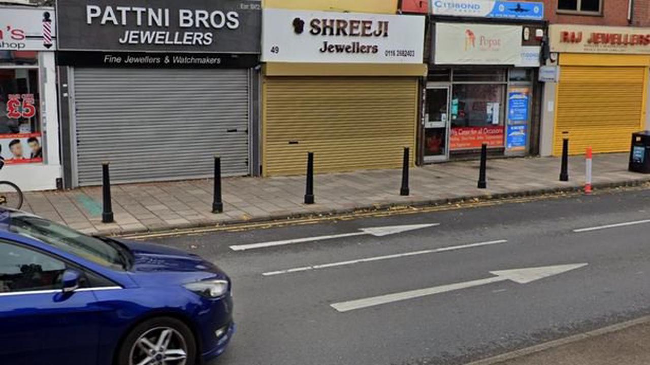 Smash-and-grab gang escapes with haul of gold from Belgrave Road jewellery shop