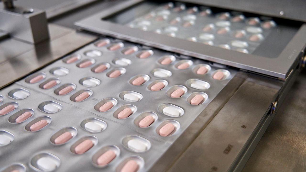 Covid-19 - Produktion von Corona-Medikamenten in Deutschland nimmt Fahrt auf