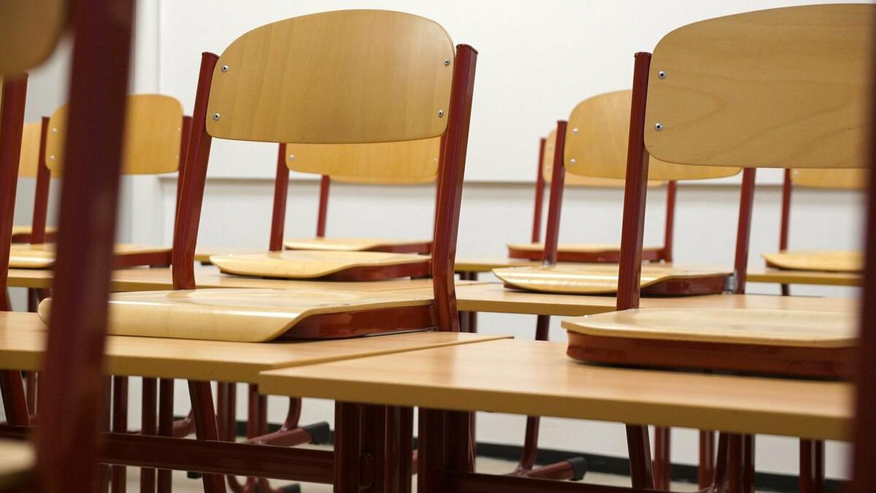Quarantäneregelung unrealistisch: Trotz positivem Test: Schüler in Bayern sollen weiter in den Unterricht