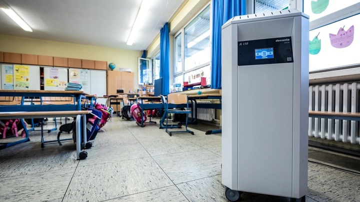 Grippewelle in NRW: Corona-Luftfilter überflüssig? Wieso sie in vielen Schulen nur rumstehen