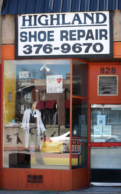 Highland Shoe Repair Sole Storefront Of Its Kind Remaining In Akron To Close By December Opera News