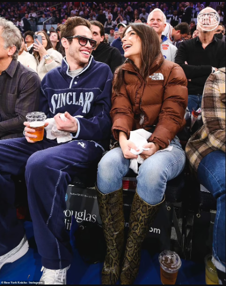 Pete Davidson and Emily Ratajkowski go public with their new?relationship at NBA game in New York (photos)