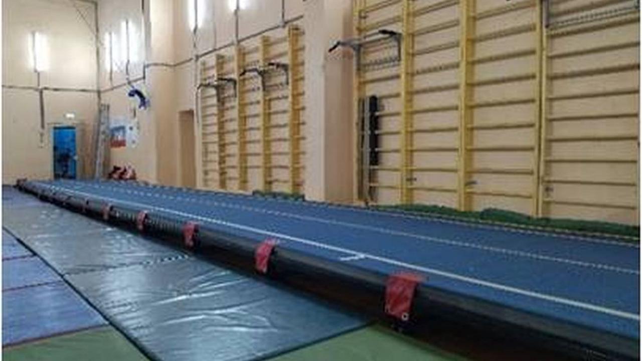 В детско-юношеской спортивной школе Торопецкого района обновят акробатическую дорожку