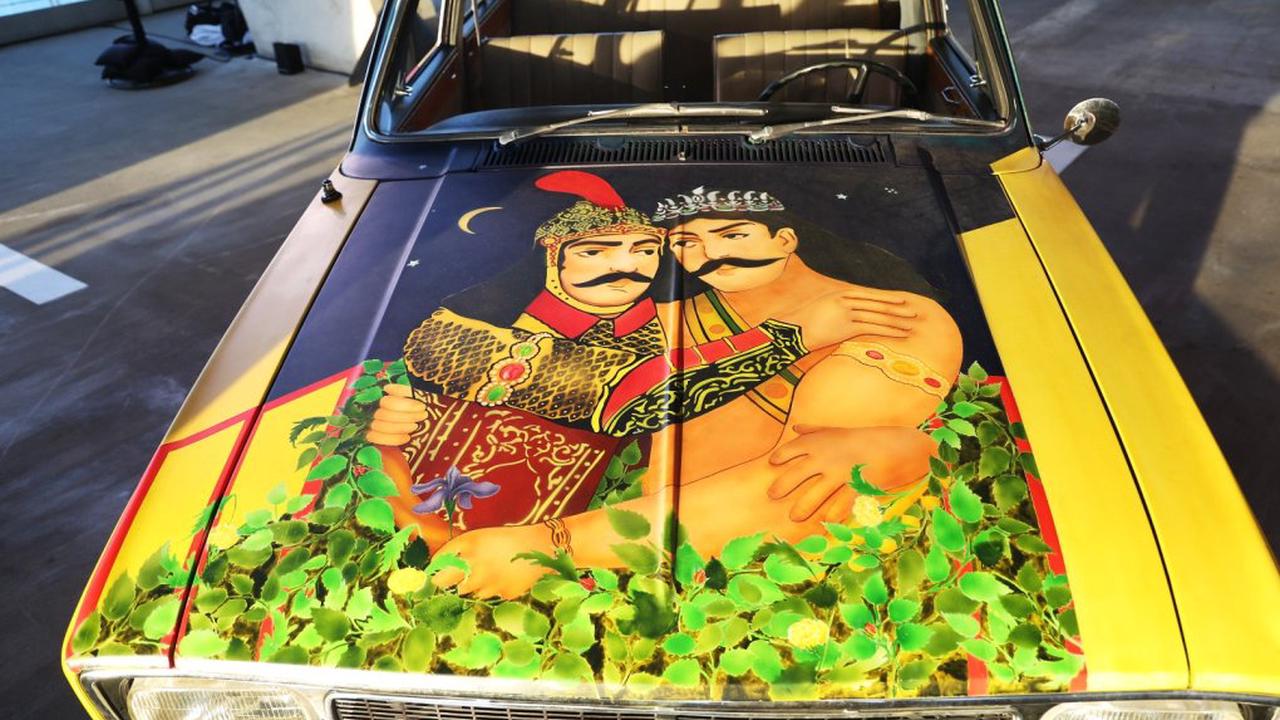 PaykanArtCar exhibit rolls into Montreal to drive home message of dignity for Iranian people