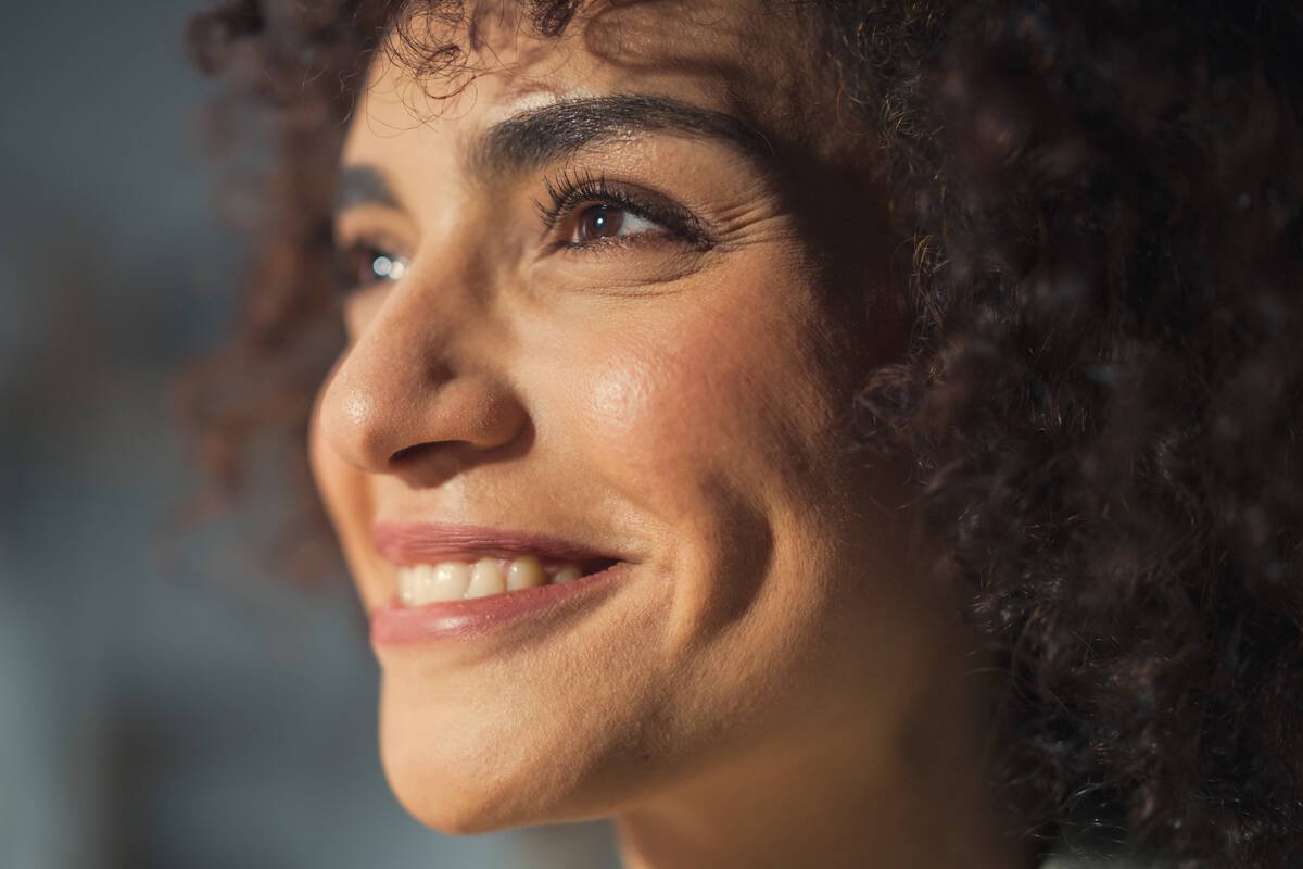 Smiling can trigger brain chemicals that are associated with positive feelings including endorp ...