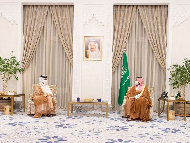 Boris Johnson Ignored Security Guidance To Text Saudi Arabia Crown Prince Mohammed Bin Salman And Billionaire Sir James Dyson On His Personal Phone Opera News