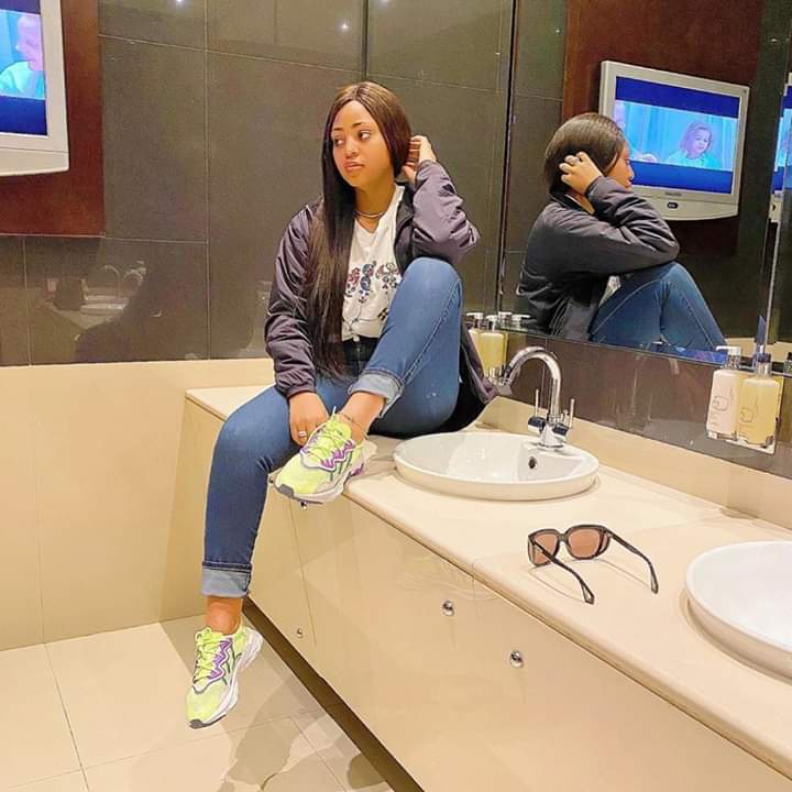 0f7d9ad7edb58a84b866f7bc8b1c8d38?quality=uhq&format=jpeg&resize=720&watermark=true