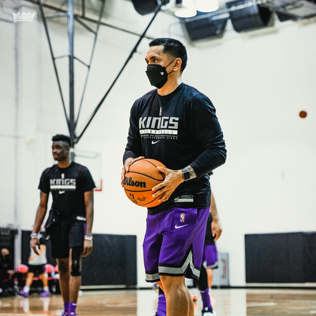 Kings add Will Scott, Jimmy Alapag, Akachi Okugo to G League Stockton  coaching staff - Opera News