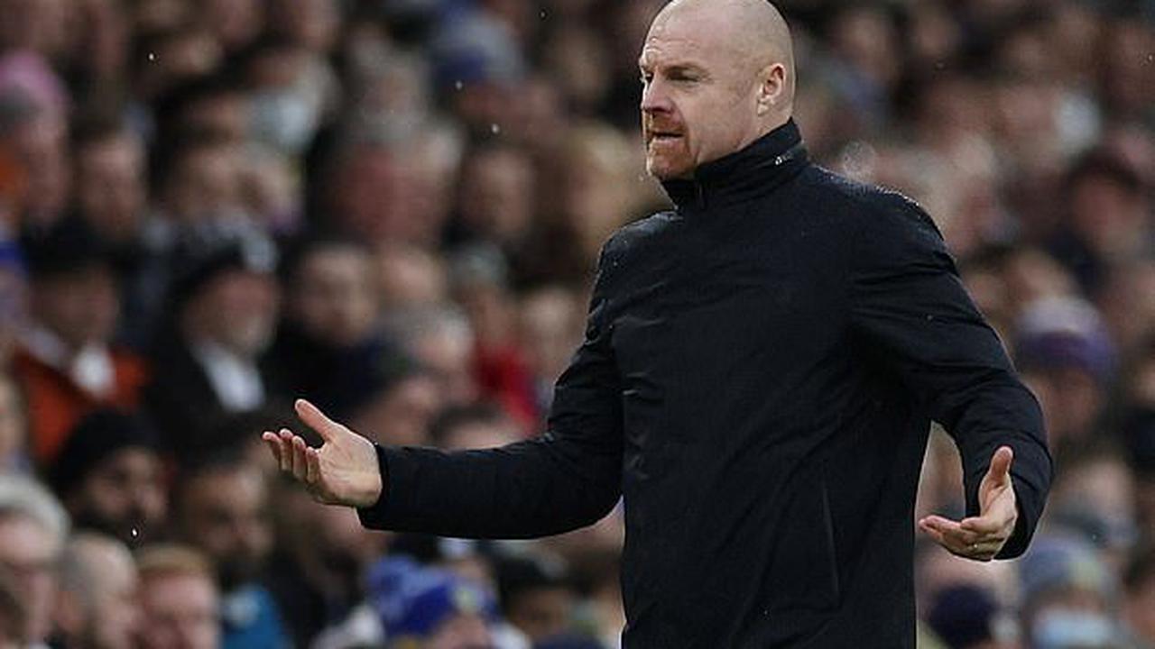 Burnley boss Sean Dyche believes Clarets' 'experienced group' is better prepared for relegation scrap than his 2015 squad who plunged back down