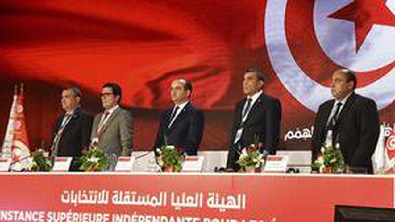 TunesienNeue Verfassung in Tunesien: Schlittert das Land nun zurück in alte Zeiten?