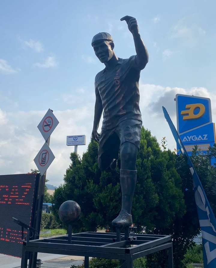 Anthony Nwakaeme Statue