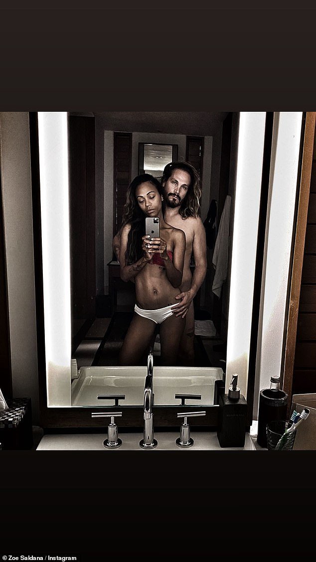 Zoe saldana bikini