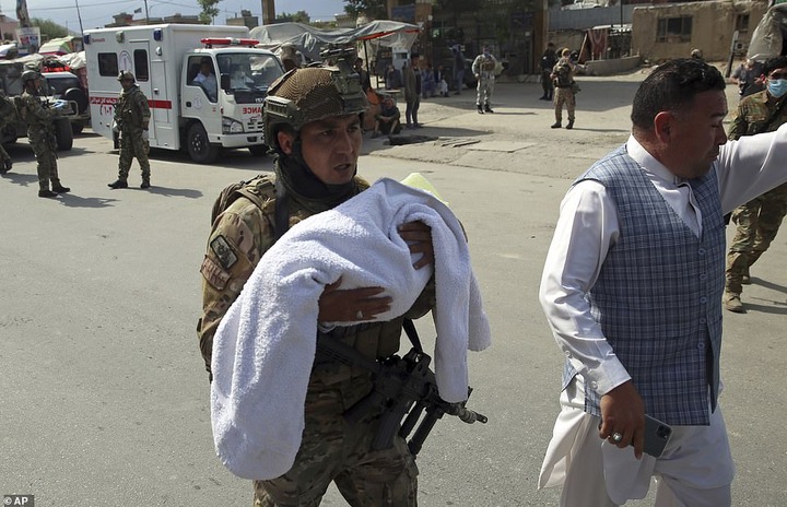 Two newborn babies,12 others killed by suspected ISIS gunmen at a maternity ward in Afghanistan (graphic photos)